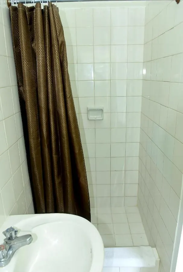 Hotel Pineapplesuites Ocho Rios