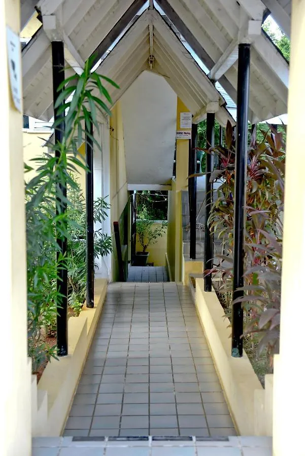 Pineapplesuites Ocho Rios Hotel