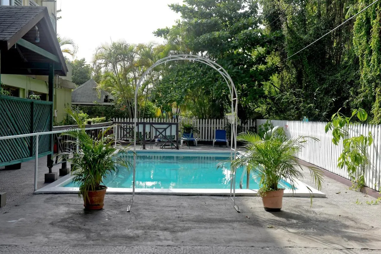 Pineapplesuites Ocho Rios