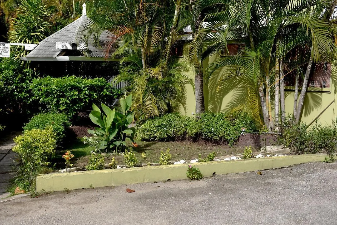 Pineapplesuites Ocho Rios
